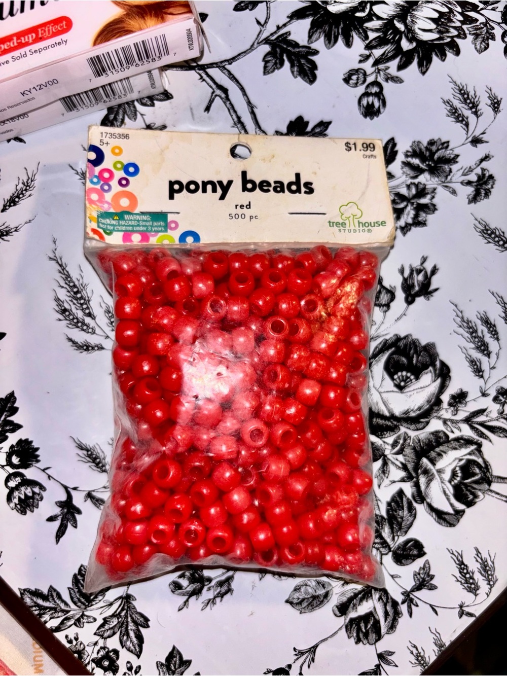 Pony Red Pony Beads - Bright Red Plastic Craft Beads